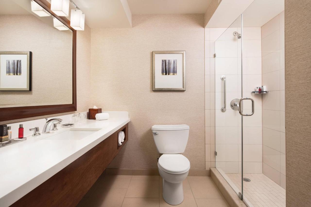 Chicago Marriott Нэпервилл Экстерьер фото