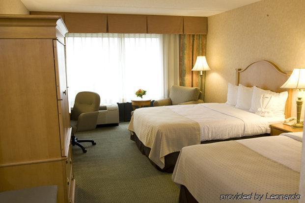 Chicago Marriott Нэпервилл Номер фото